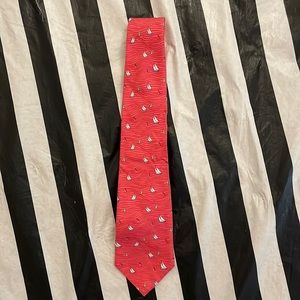 Vineyard Vines Mens Silk Tie with Sailboats